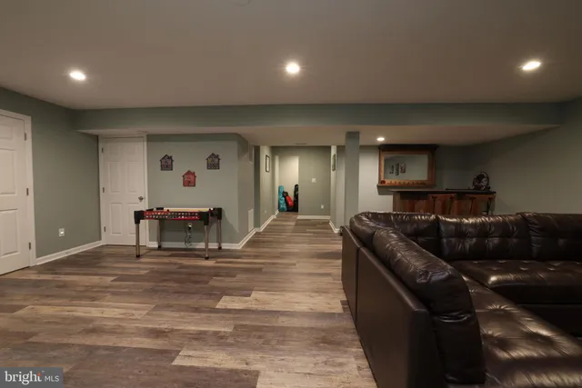 $769,000 | 167 Ashburn Avenue, Manahawkin, NJ 08050