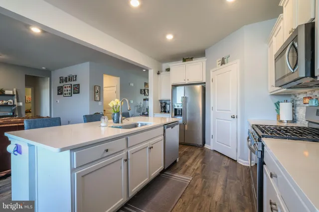 $769,000 | 167 Ashburn Avenue, Manahawkin, NJ 08050