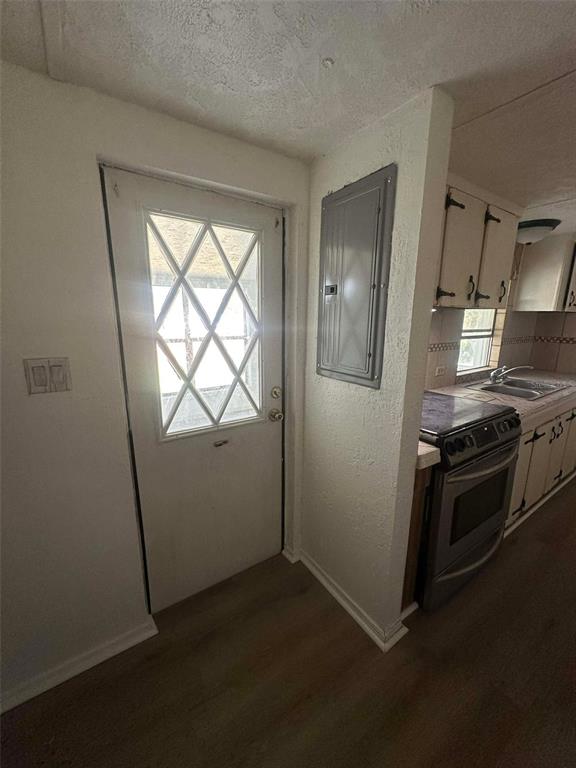 6445 Southeast 173 Lane Summerfield, FL 34491 - Photo 35 of 42 a kitchen with stainless steel appliances a stove and a refrigerator