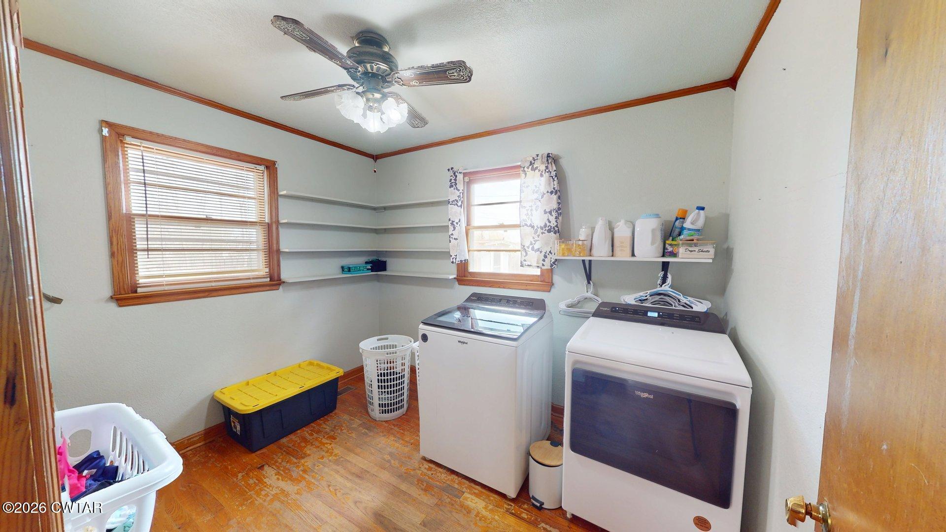 328 Terrell Road Martin, TN 38237 - Photo 12 of 18 a living room with furniture and a window