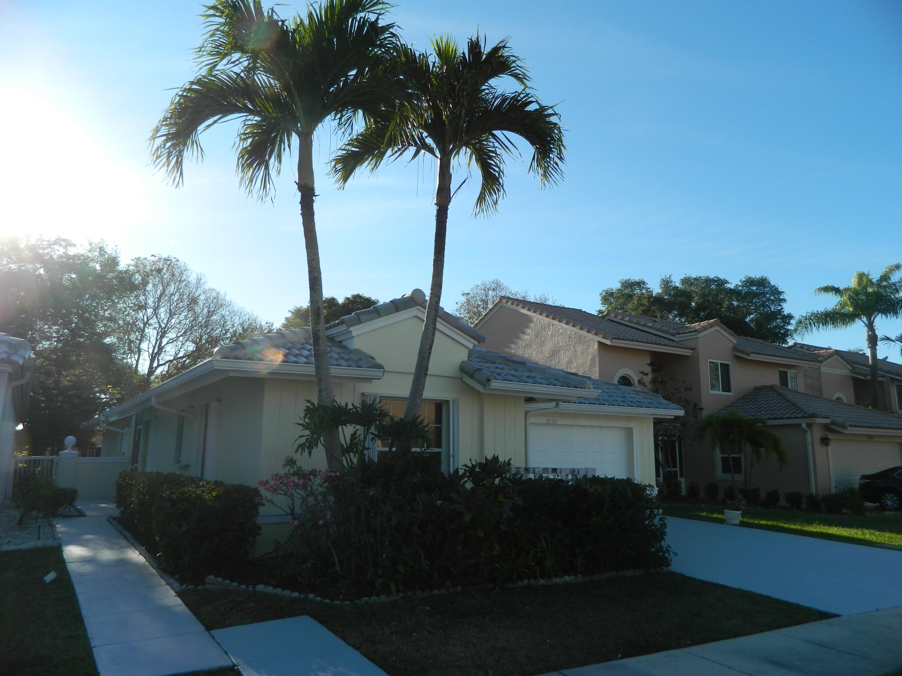 10285 Boca Springs Drive Boca Raton, FL 33428 - Photo 4 of 19 DSCN3890