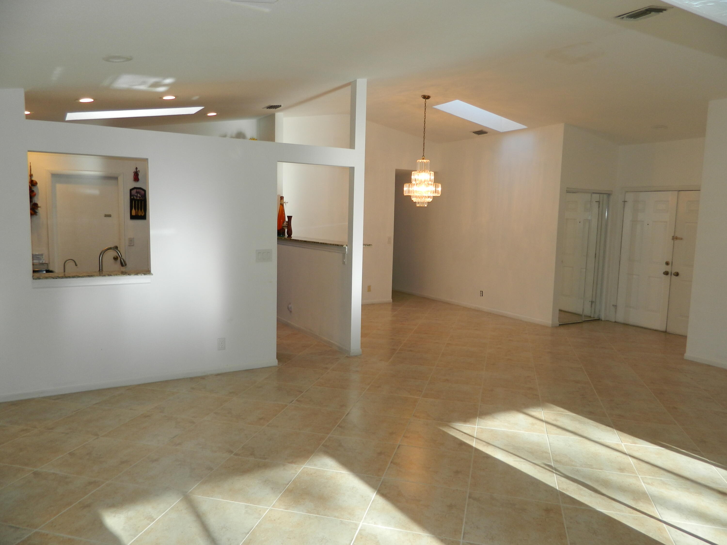 10285 Boca Springs Drive Boca Raton, FL 33428 - Photo 7 of 19 DSCN3894