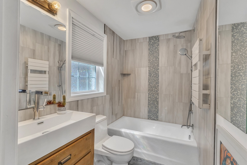 864 South Road Ashby, MA 01431 - Photo 9 of 32