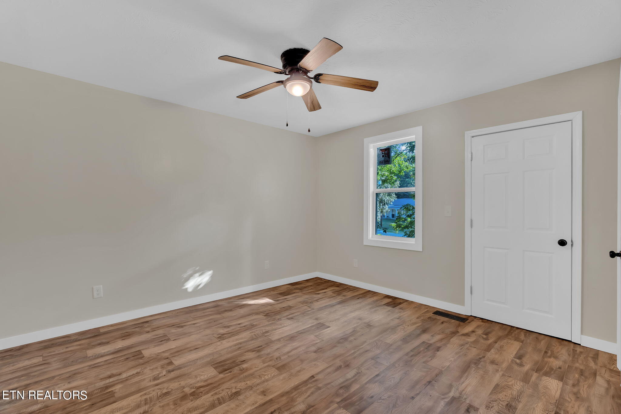 161 Rhea Street Newport, TN 37821 - Photo 10 of 19 2-web-or-mls-DSC03261
