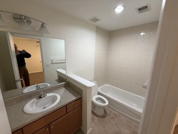 276 Alexandra Drive, Unit 10 Mount Pleasant, SC 29464 - Photo 12 of 13 dd7d981a-bbee-4bd1-9a8a-de5037fae8c6