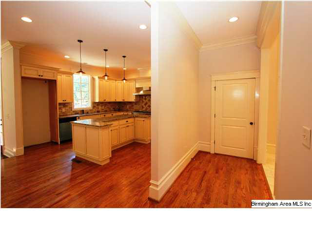 639 Rumson Road Birmingham, AL 35209 - Photo 11 of 24