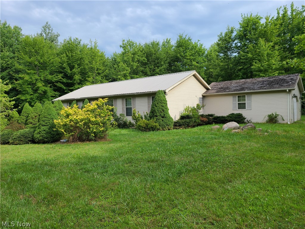 6709 Root Road Conneaut, OH 44030 - Photo 1 of 20