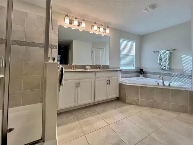 $3,200 | 11925 Fiction Avenue, Orlando, FL 32832