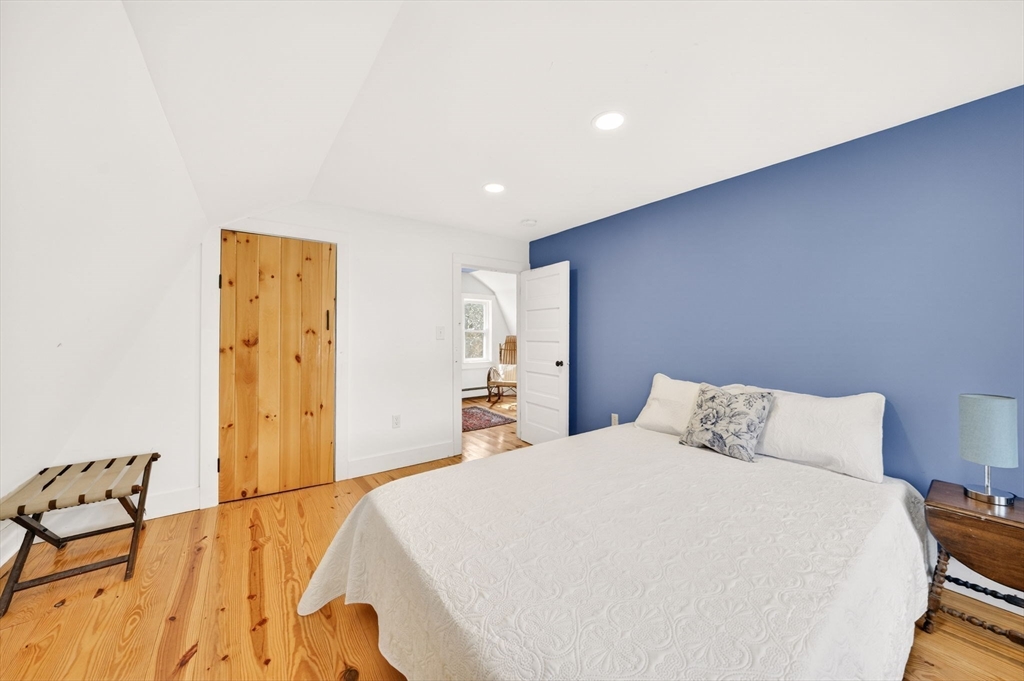 26 Division Road Dartmouth, MA 02747 - Photo 19 of 31