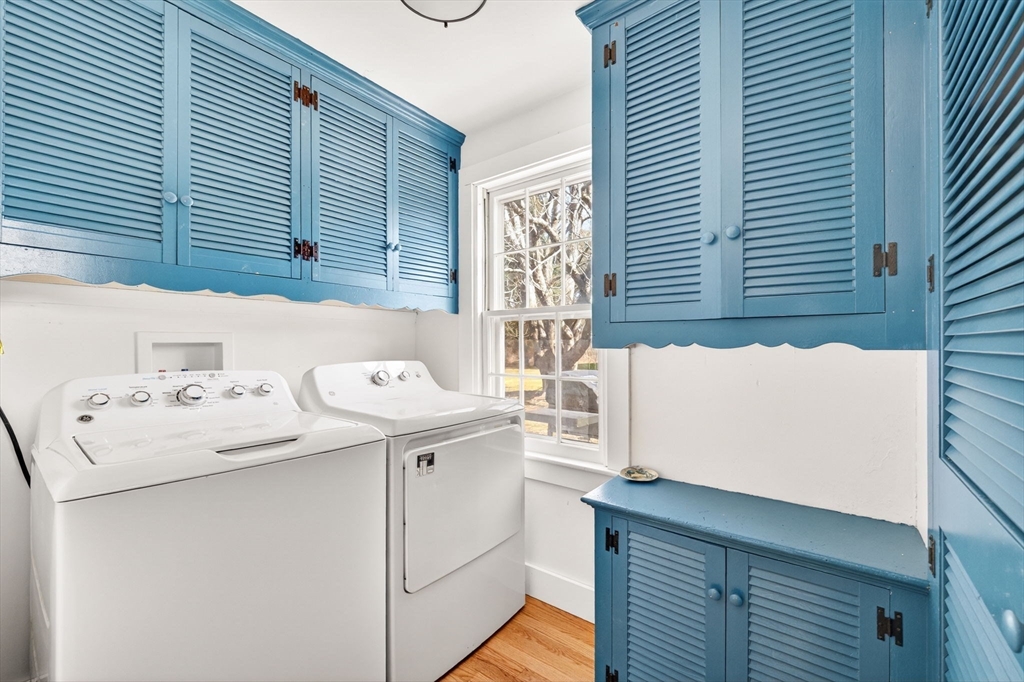 26 Division Road Dartmouth, MA 02747 - Photo 5 of 31