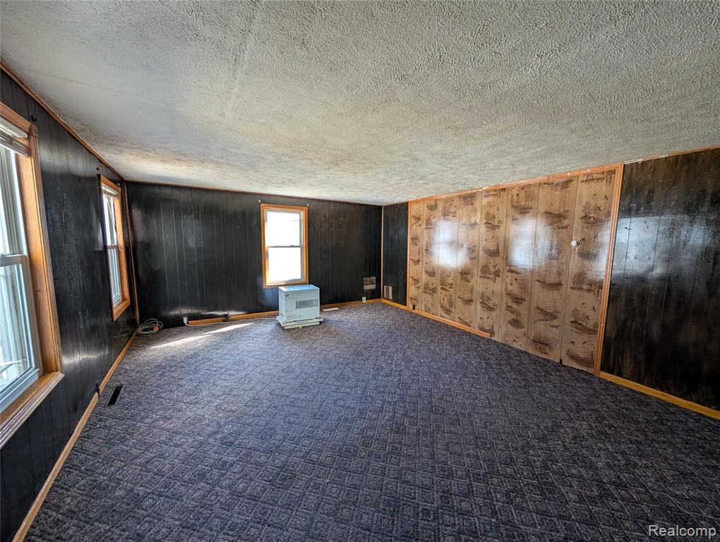 10611 West St Charles Road Sumner, MI 48889 - Photo 7 of 10