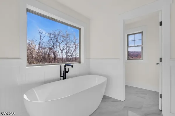 $1,249,000 | 8 Church Street, Stockton, NJ 08559