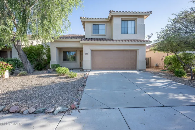 $2,300 | 3862 West Ashton Drive, Phoenix, AZ 85086