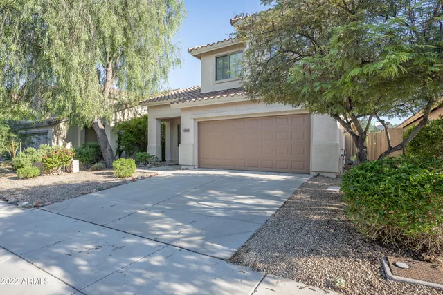 $2,300 | 3862 West Ashton Drive, Phoenix, AZ 85086