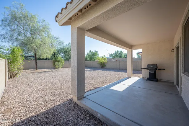 $2,300 | 3862 West Ashton Drive, Phoenix, AZ 85086