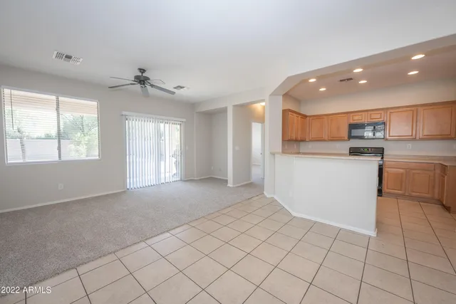 $2,300 | 3862 West Ashton Drive, Phoenix, AZ 85086