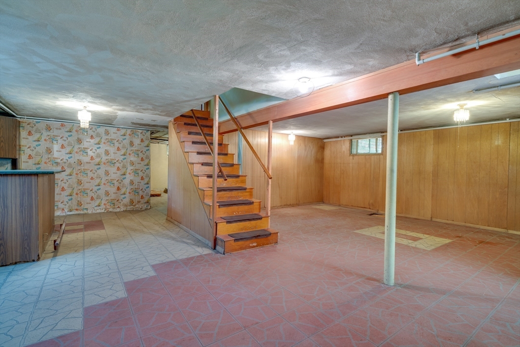 44 Ridgewood Road Milton, MA 02186 - Photo 13 of 15 Gallery Image 13