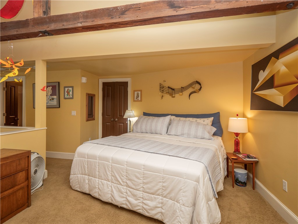 11 Willow Street, Unit 5 Newport, RI 02840 - Photo 18 of 25