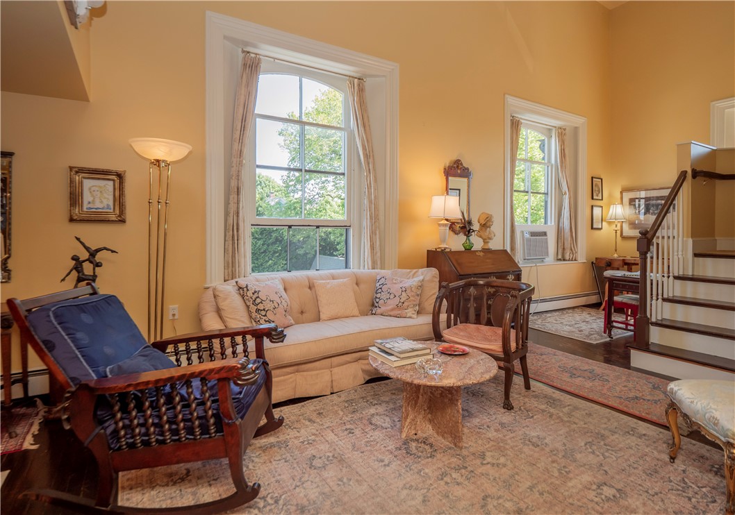 11 Willow Street, Unit 5 Newport, RI 02840 - Photo 9 of 25