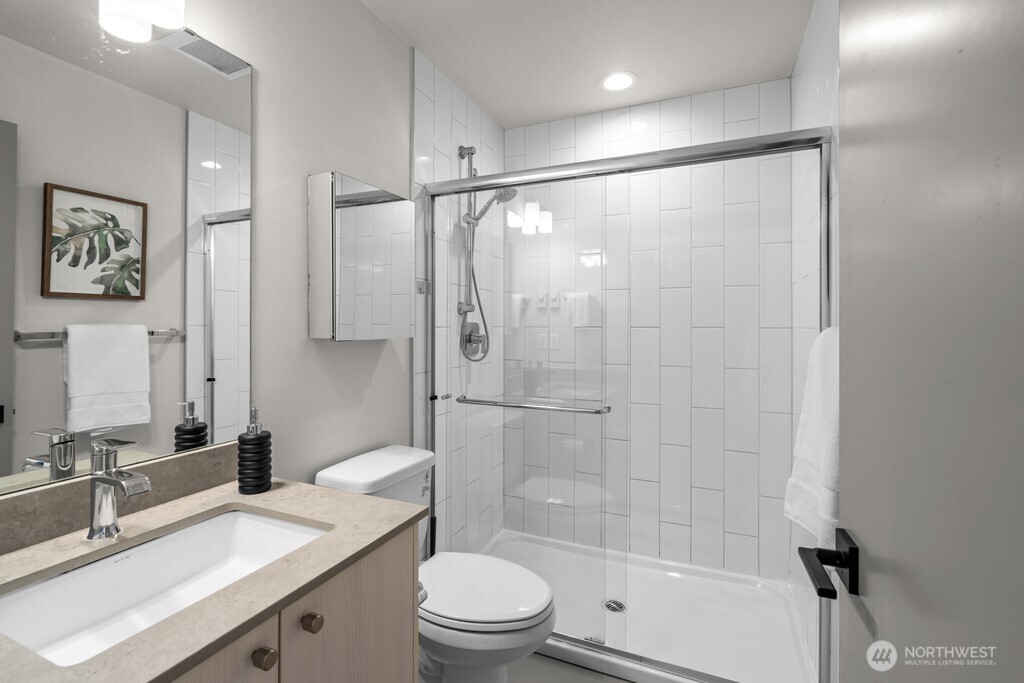 3104 Southwest Avalon Way, Unit F Seattle, WA 98126 - Photo 8 of 21