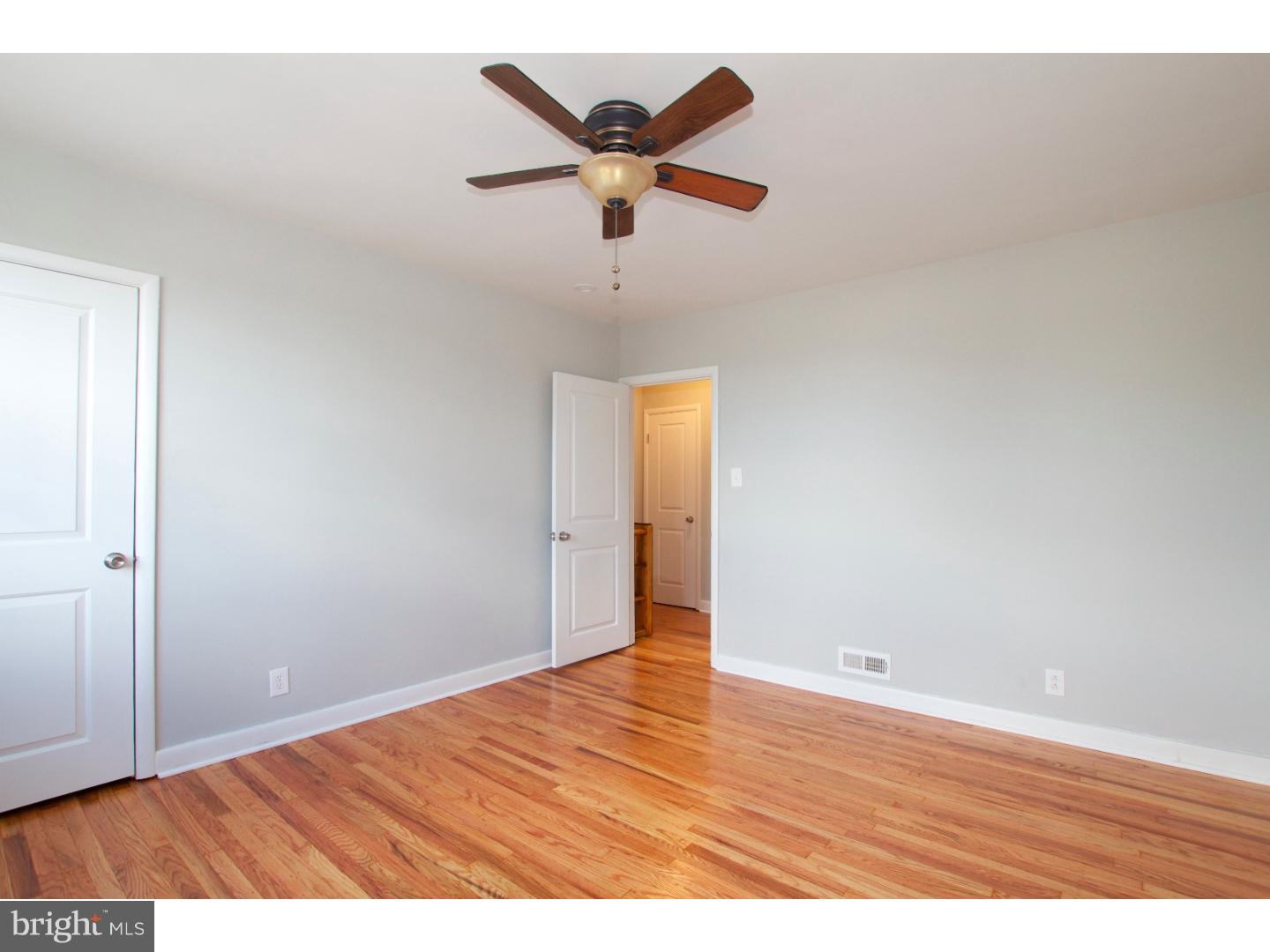327 Righter Street Philadelphia, PA 19128 - Photo 10 of 20 Gallery Image 10
