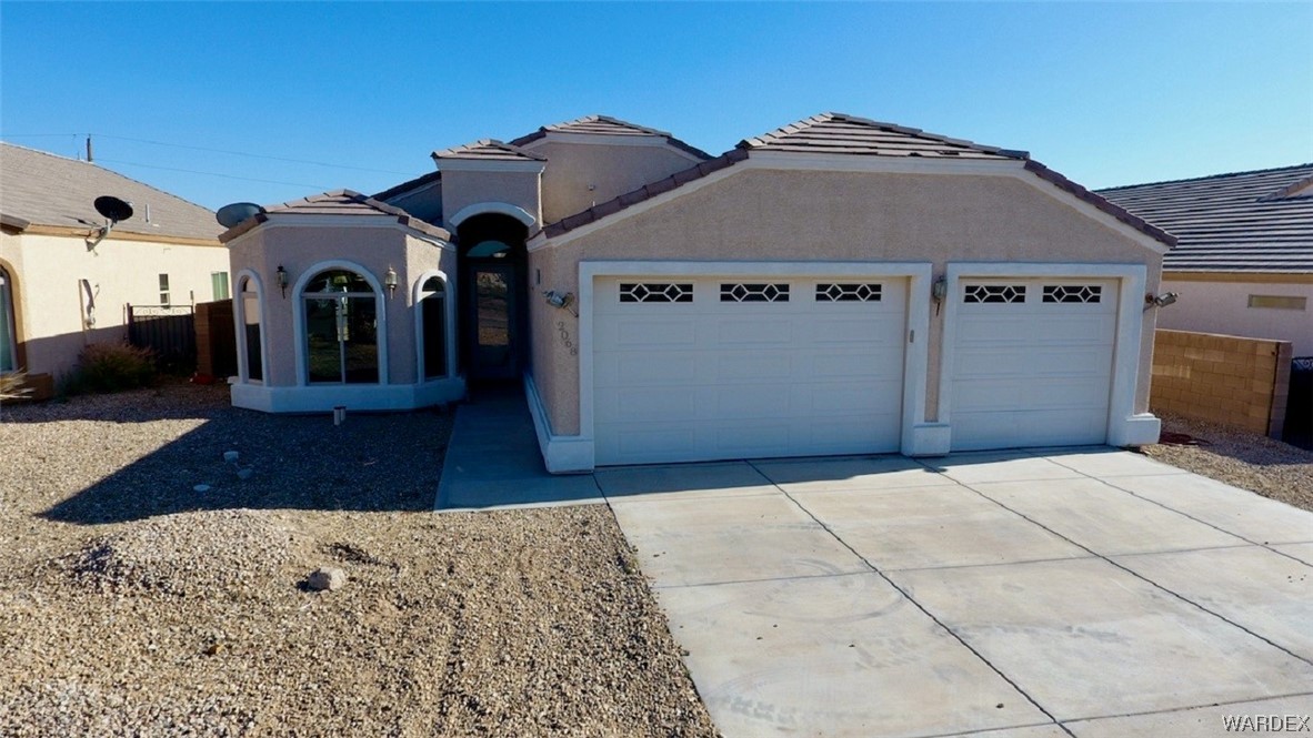 2068 Jamie Road Fort Mohave, AZ 86426 - Photo 1 of 39