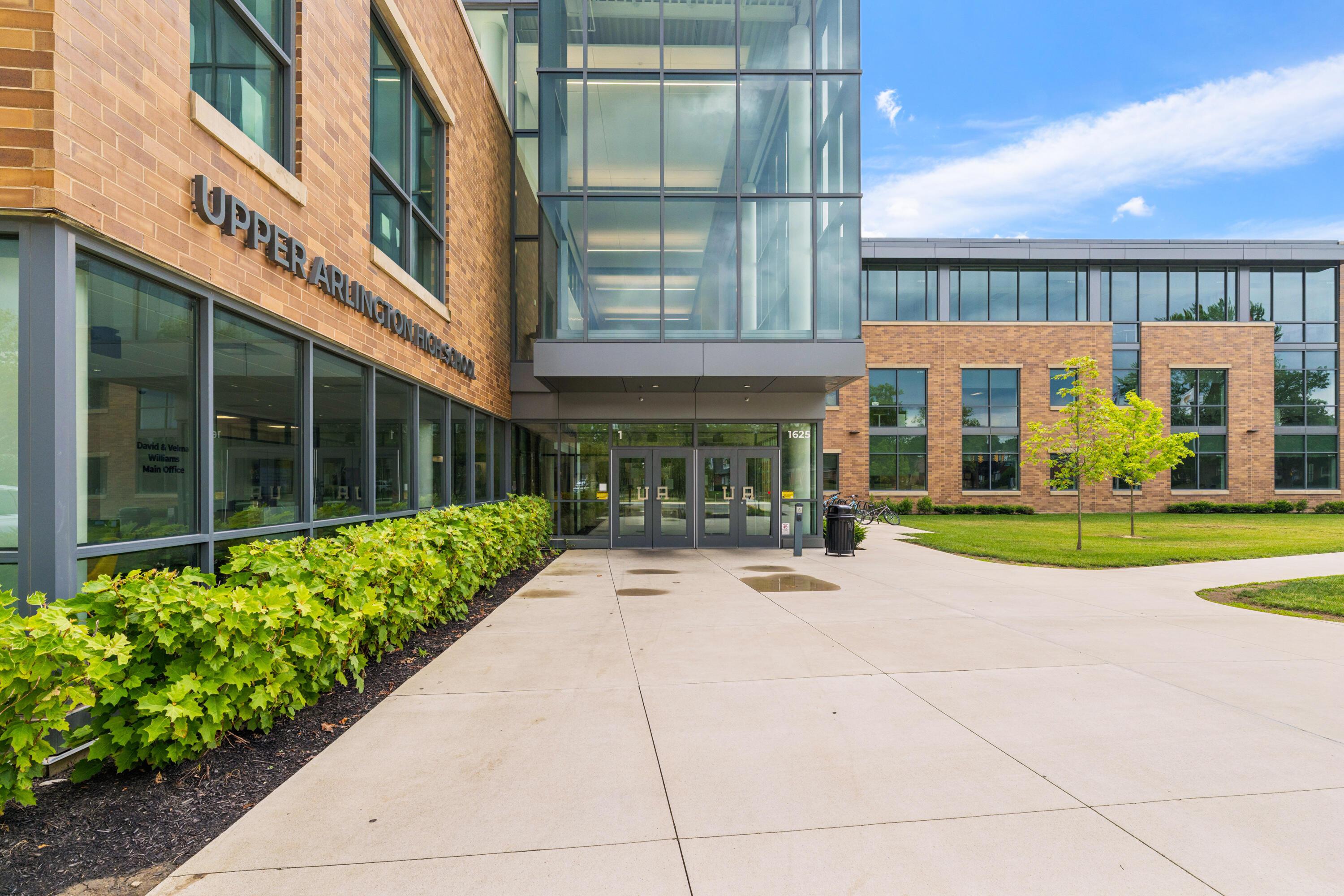 2554 Nottingham Road Columbus, OH 43221 - Photo 57 of 61 Upper Arlington High School