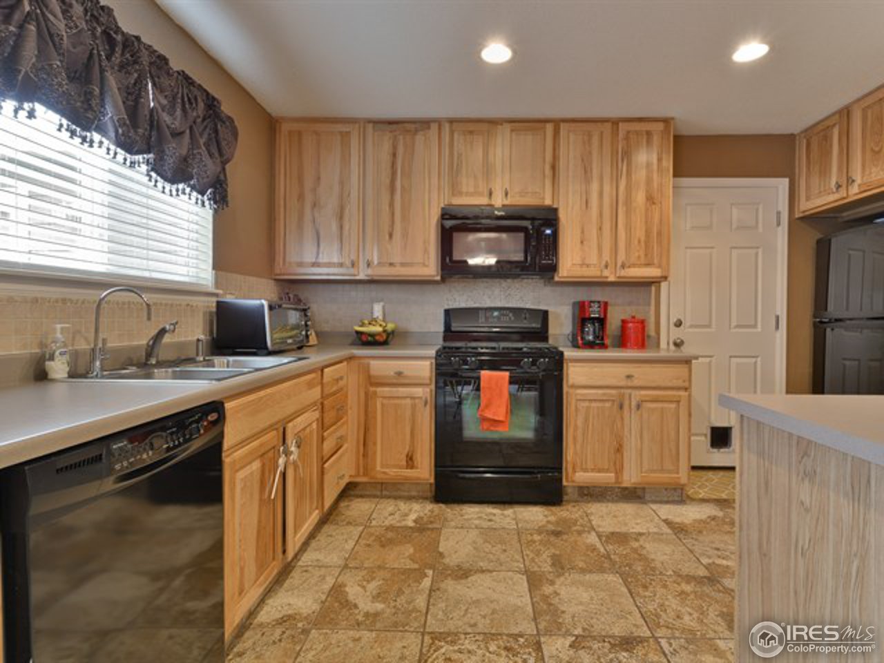 10449 Lower Ridge Road Longmont, CO 80504 - Photo 7 of 24 Gallery Image 7