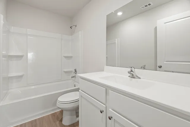 $349,900 | 8934 Ice Quartz Drive, Iowa Colony, TX 77583