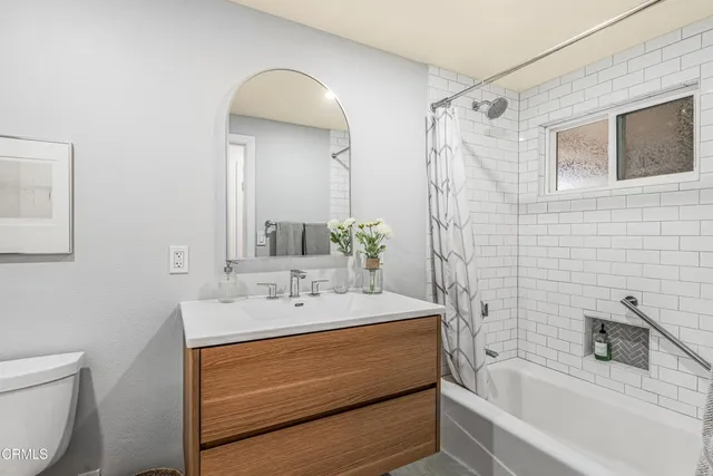 $950,000 | 1557 Prima Court, Camarillo, CA 93010