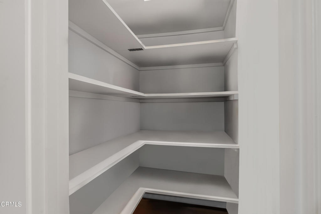 1557 Prima Court Camarillo, CA 93010 - Photo 22 of 28