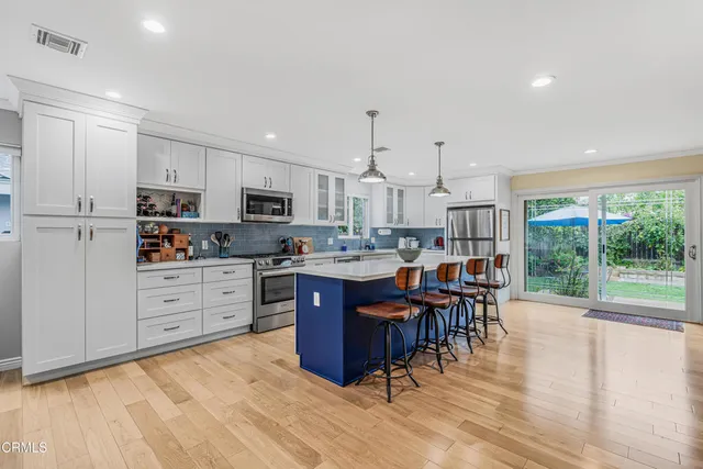 $950,000 | 1557 Prima Court, Camarillo, CA 93010