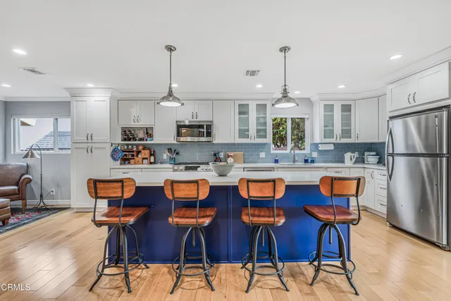 $950,000 | 1557 Prima Court, Camarillo, CA 93010