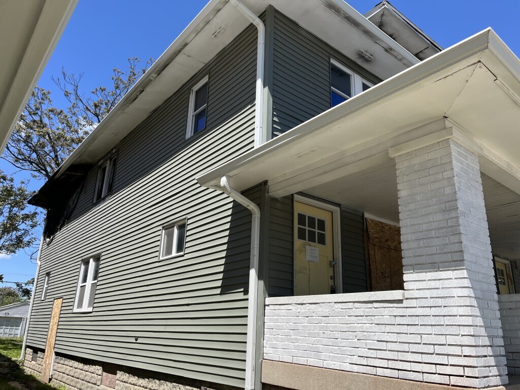 226 North Rural Street Indianapolis, IN 46201 - Photo 3 of 10 Gallery Image 3