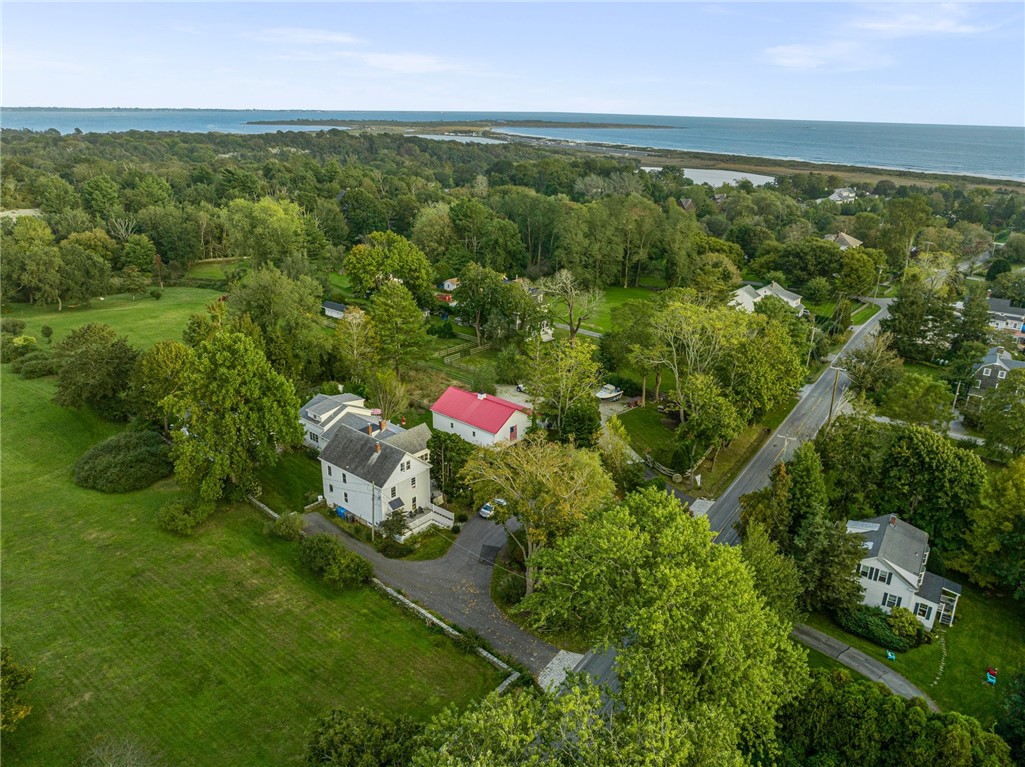 400 Paradise Avenue Middletown, RI 02842 - Photo 1 of 20