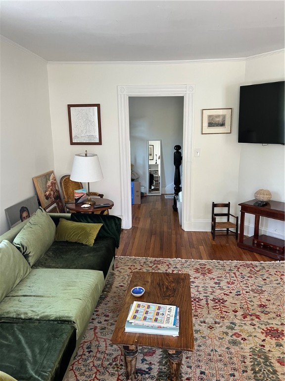 400 Paradise Avenue Middletown, RI 02842 - Photo 3 of 20