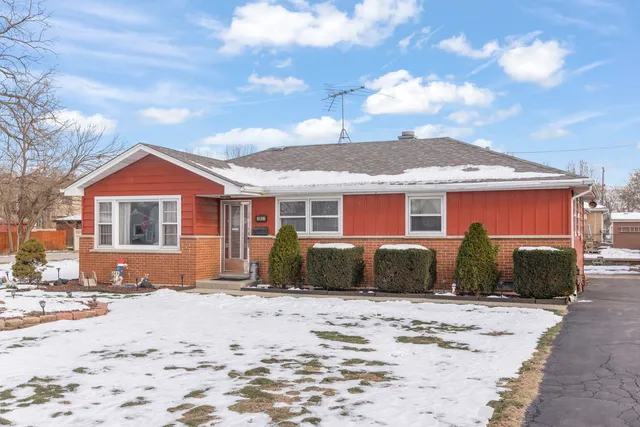 $263,999 | 10901 Nagle Avenue, Worth, IL 60482