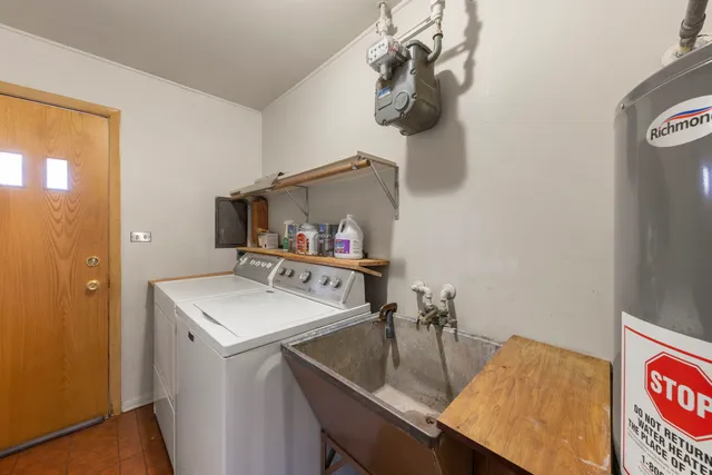 $263,999 | 10901 Nagle Avenue, Worth, IL 60482