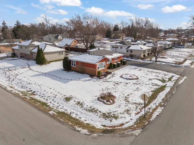 $263,999 | 10901 Nagle Avenue, Worth, IL 60482