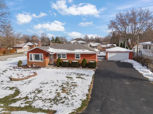 $263,999 | 10901 Nagle Avenue, Worth, IL 60482