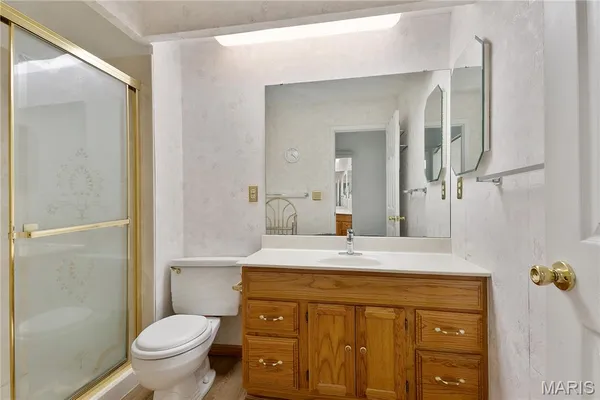 $3,300 | 15575 Clover Ridge Drive, Chesterfield, MO 63017