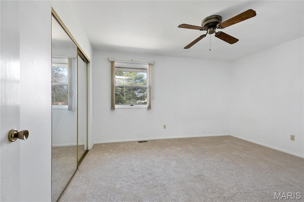 15575 Clover Ridge Drive Chesterfield, MO 63017 - Photo 30 of 42