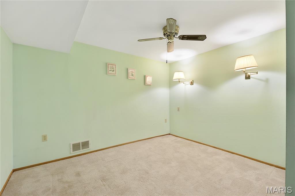 15575 Clover Ridge Drive Chesterfield, MO 63017 - Photo 39 of 42