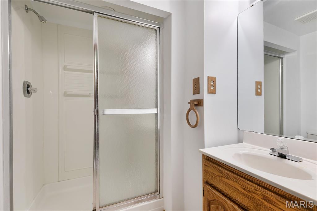 15575 Clover Ridge Drive Chesterfield, MO 63017 - Photo 40 of 42