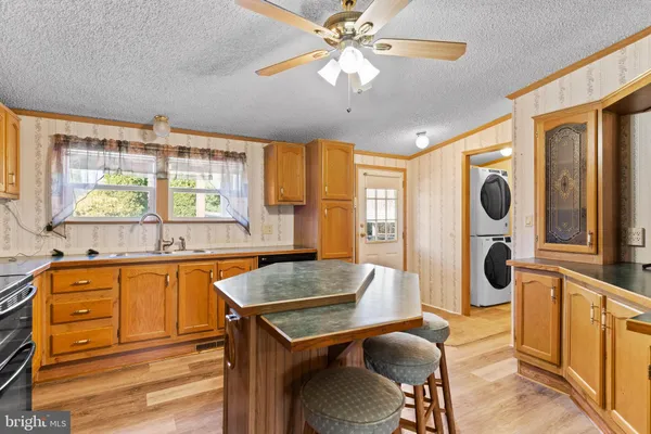 $284,900 | 7820 McCall Hill Road, Huntingdon, PA 16652