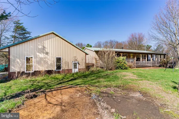 $284,900 | 7820 McCall Hill Road, Huntingdon, PA 16652