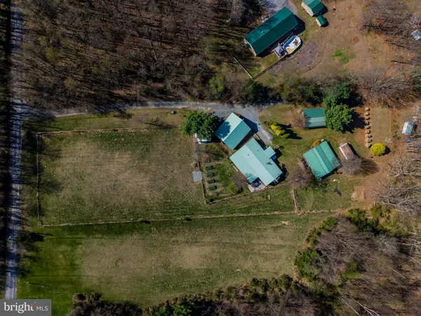 $284,900 | 7820 McCall Hill Road, Huntingdon, PA 16652