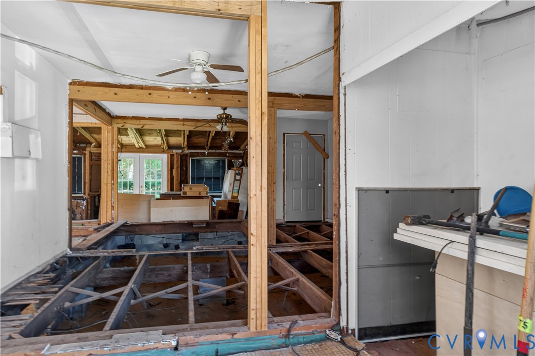 2739 Brunswick Road Emporia, VA 23847 - Photo 14 of 16