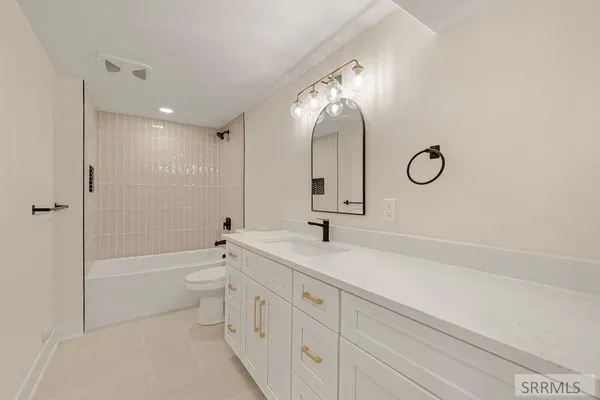 $754,000 | 75 South 3rd East, Rexburg, ID 83440