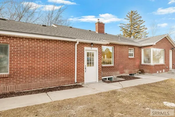 $754,000 | 75 South 3rd East, Rexburg, ID 83440